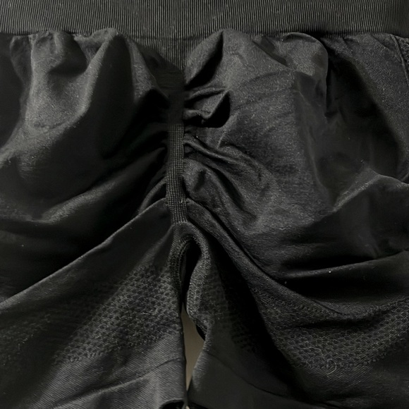 Women Butt Lift Tight Black Short Size M! - Picture 4 of 4